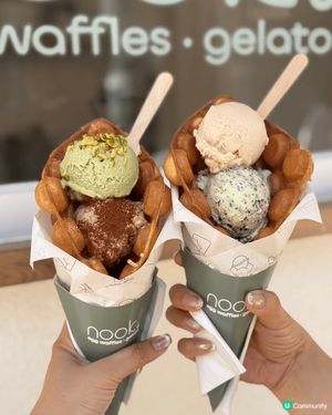 炎炎夏日，真係非常岩去食意大利雪糕。
$10加配雞蛋仔，可