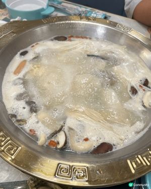 位於荃灣嘅千海水產海鮮火鍋放題 
海鮮好新鮮 
產品仲好