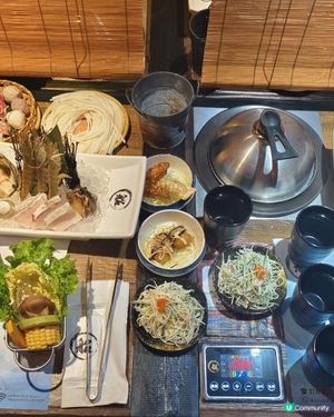【 蒸住海鮮嘆世界 の 船渦】
