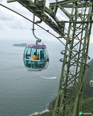 海洋公園除左有機動遊戲玩
睇各種動物
其實我都幾鍾意坐佢既纜