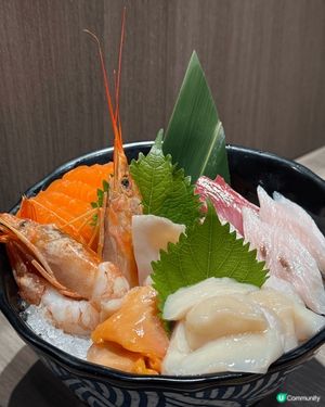《經典雙重奏長腳蟹鮑魚海鮮盛宴》
刺身🐟
齊集挪威三文魚、