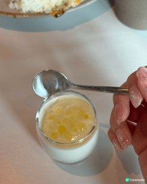 慶祝中秋節飯去了位於啟德Sogo高層的Unme，環境寬敞明亮