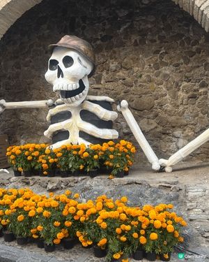 墨西哥 El Día de Muertos🪦
亡靈節 th