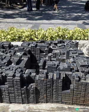 九龍城寨公園光影展，值得一去。所有展品非常精緻。與實物型態相