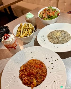 Board game cafe