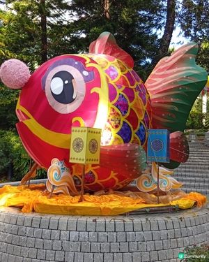 1.  中秋賞燈！香港公園金龍魚🐉+玉兔🐰花燈超萌！