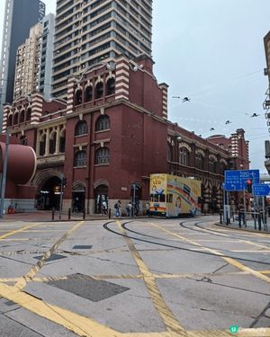 西港城是香港特色非遺,十分喜歡這裡,古典與现代交融,是一非凡