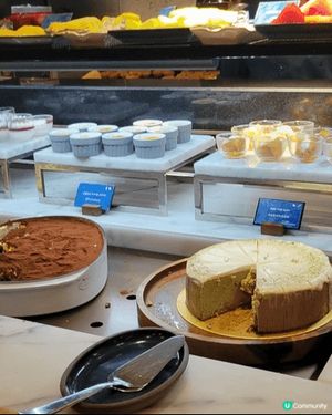 麗晶酒店甜品冇得輸 ，真的好看又好味 ，值得一試 再試。
