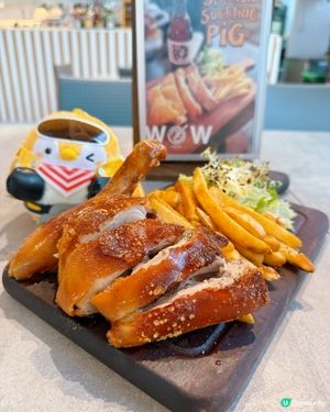 落地玻璃🏙️！高挑空間感十足嘅餐廳🤤！食到停唔到口😋