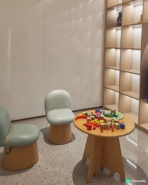 「母嬰中心」全攻略｜帶娃逛街零焦慮，被全網激讚嘅「神仙母嬰室...