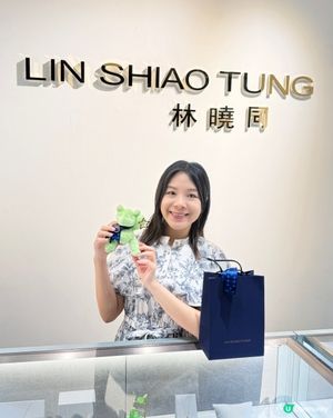 藏身書店內的💎珠寶藝術展