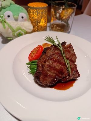 鮑魚龍蝦雲吞！法式晚餐😋！