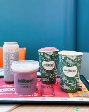 豆乳專門店💖💖士多啤梨豆冰樂🍓！消暑解膩一流！😋