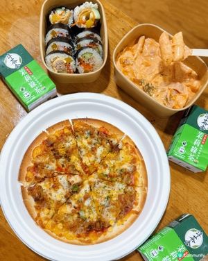 深水埗韓式小食探險記！😋 韓式pizza🍕辣炸雞+玫瑰年糕💖