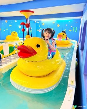 嚟Childlike必玩鴨仔船