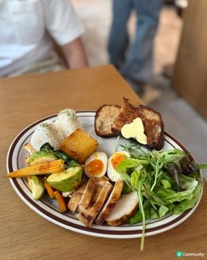 深水埗cafe殺入旺角！😋 必試蔥油薯仔芝士！