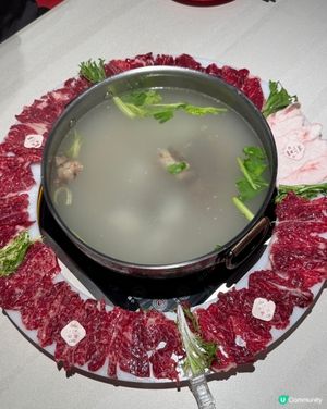 牛肉龍蝦食到飽放題！任飲紅酒白酒🍷🥩