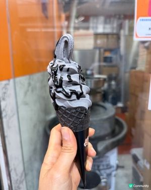 🍦🖤 排隊名店！芝麻控必衝 雙重濃厚雪糕 🖤