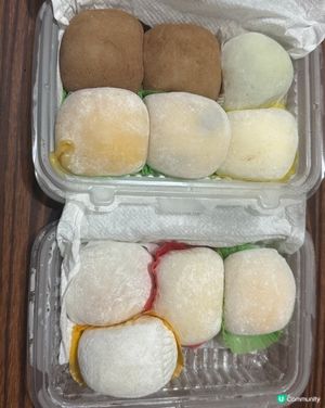 糯米糍，有芒果味，有榴槤味，有朱古力味，