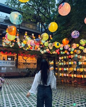 藍屋中秋夜，花燈超有Feel!🏮