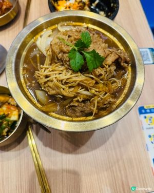 ＄32.9韓式石鍋牛肉醬拌飯、任食泡菜及海帶湯😋