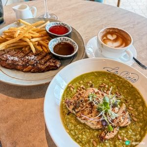 🌊 啟德體育園主場館後面嘅美食海灣真係一個好chill嘅地