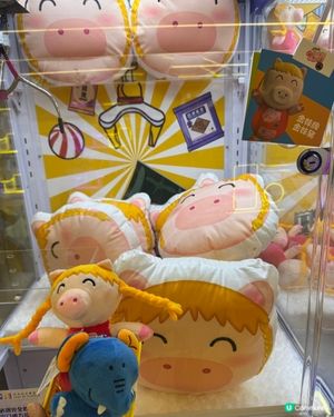 25,000尺零食天地 獨家零食卡通夾公仔機 大人細路都啱