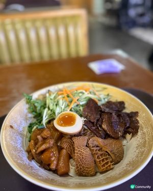 逸東酒店food hall🤤牛三寶拌麵勁正！🍜😋