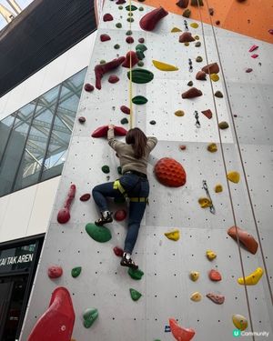 突破極限！💪 啟德攀石初體驗！🧗‍♀️