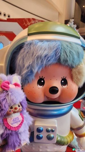 作為Monchhichi 粉絲，最開心係有佢駕駛住聖誕銀河太