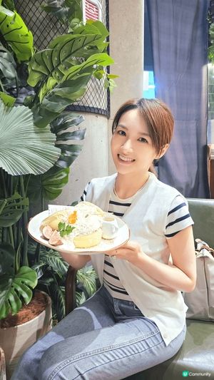 【美食✨】第一次晚餐食全日早餐 🍞 🍽

第一次晚餐食咗