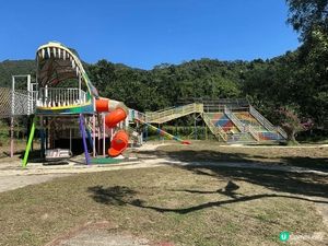 大埔蝶豆花園真係一家大小好嘅去處！入面有靚靚嘅花海，適合拍照