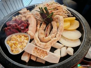 位於尖沙咀嘅金太韓牛烤腸專門店的綜合牛腸套餐， 好有特色， 