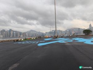 紅磡新海濱：維港全新玩樂地標


紅磡新海濱由舊鐵路貨運碼頭