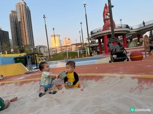我推介的是啟德五行公園 非常適合一家大細 公園裏面設施非常多
