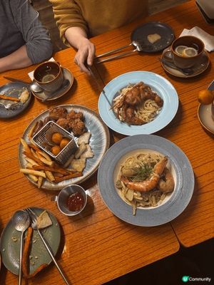 呢間位於觀塘名叫times coffee嘅Cafe，食物十分