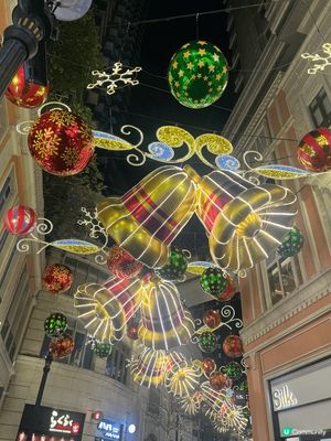 香港灣仔區聖誕限定打卡：利東街真係冇得輸好有氣氛，同倫敦有得