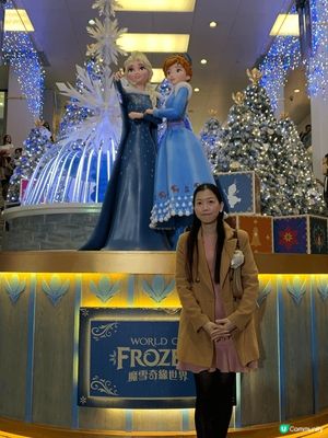 尖沙咀海港城迪士尼聖誕裝飾🎍。感受聖誕氣氛！開心滿足！影相