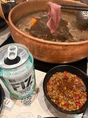 冬天最岩緊係打邊爐，打邊爐我最愛牛大人，因為佢有好多台灣飲料