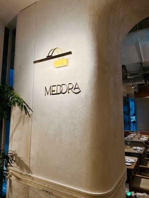 Medora 的甜品天堂！😋

由香港知名主廚鄭永麒Vic