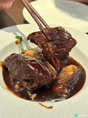 【大宅｜銅鑼灣驚喜套餐和牛、陳皮蝦、花膠雞湯麵逐樣試！】

