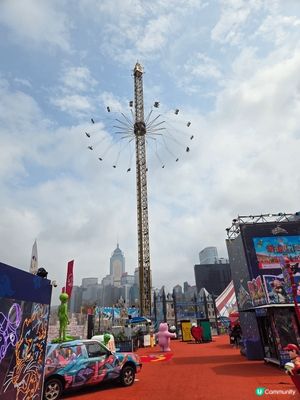 AIA 嘉年華有動有靜的活動，有刺激好玩的大型機動遊戲，考驗