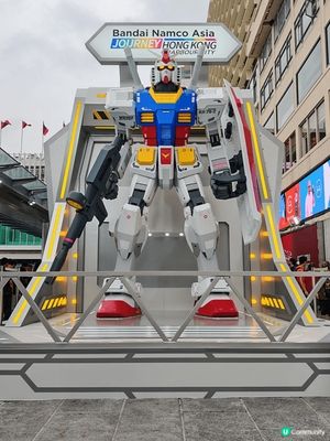 週末去海港城，發現有新的打卡點-- 高達，無論大人或小朋友的