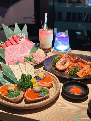餐廳以達摩主題➕日系風格裝修為主，設有達摩神台、打卡牆及窗外