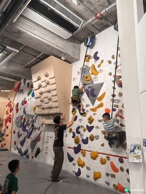 因為最近just climb太古分店有開放日的關係，我們特意