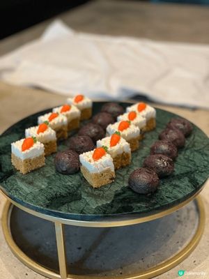 半自助餐 · 每次都有新驚喜

FEAST (Food By