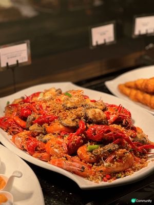 早排同朋友去左位於黃竹坑既南灣如心酒店食自助餐😍
新推出左