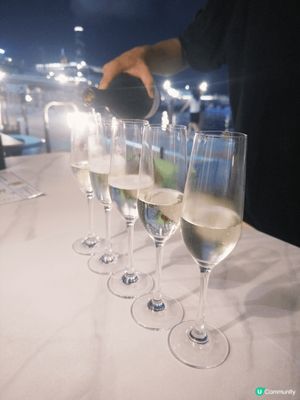 會展海旁附的harbour fun餐廳
慶祝好友30歲生日
