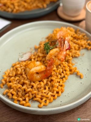 喺openrice見到好多人推鰂魚涌「不苦」嘅龍蝦汁捲捲意粉