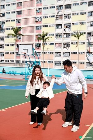 彩虹邨係影相打卡好地方
趁佢要重建之前好快啲去影相啦~

位